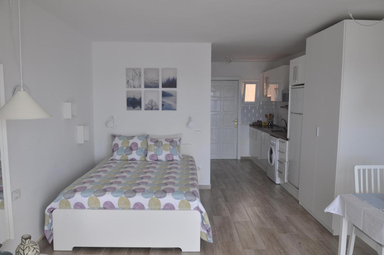 Bright Studio By The Sea Icod De Los Vinos Bagian luar foto